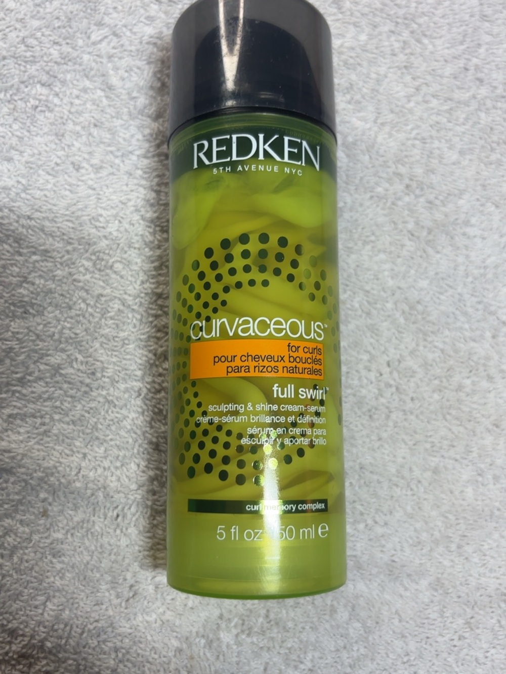 Redken Curvaceous Full Swirl Sculpting & Shine Cream-Serum - Green